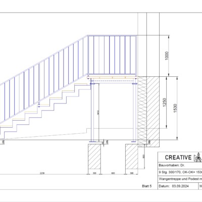 Produktfoto: Stahlwangentreppe mit aufgestelltem Balkon 6